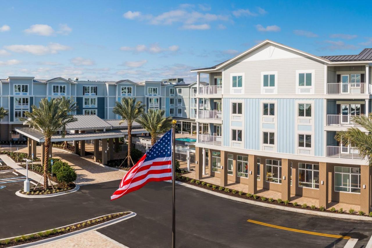 Courtyard Amelia Island Hotel Fernandina Beach Exterior photo